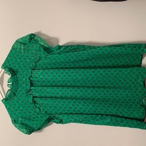 Green top never been worn like brand new